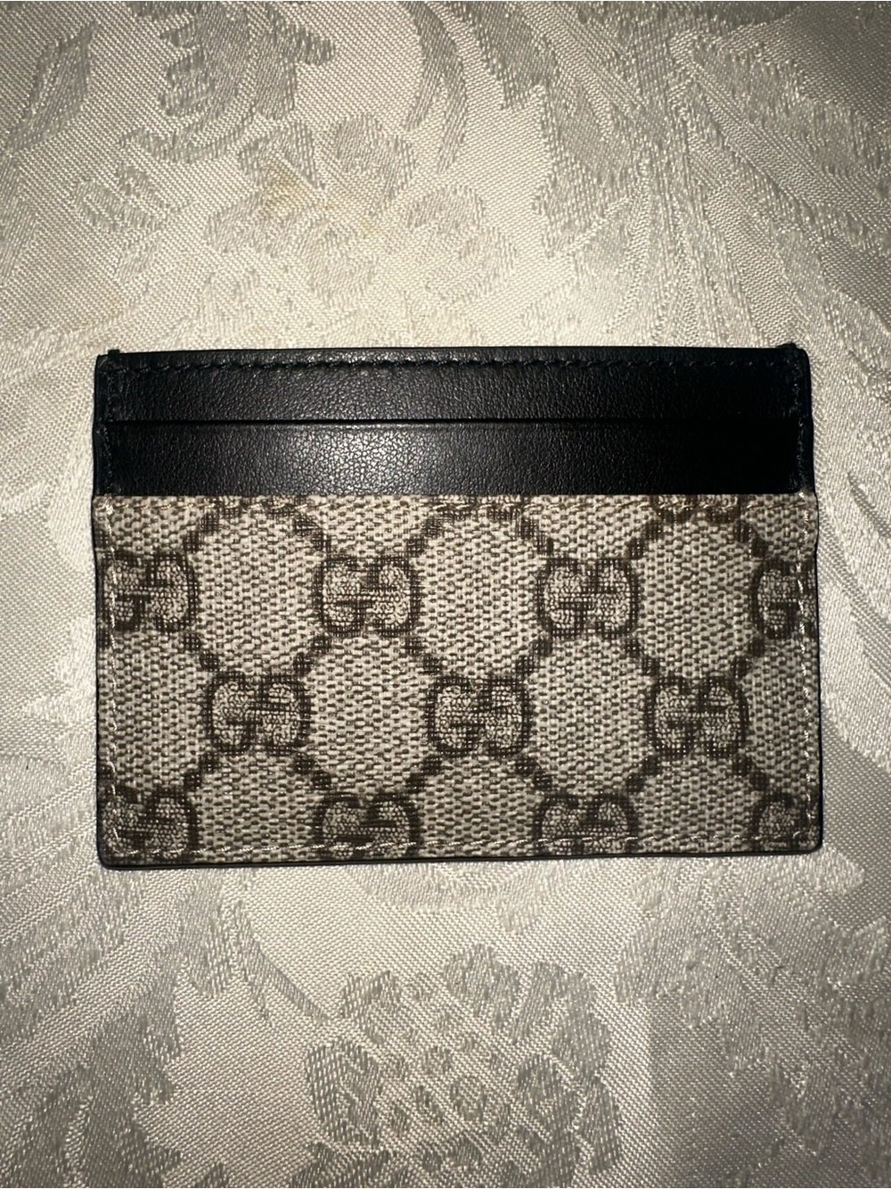 Authentic Gucci Supreme Card Holder